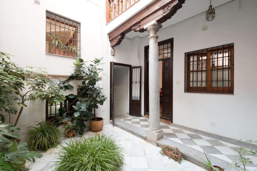 Charming Spacious Albayzin Apartment Гранада Экстерьер фото